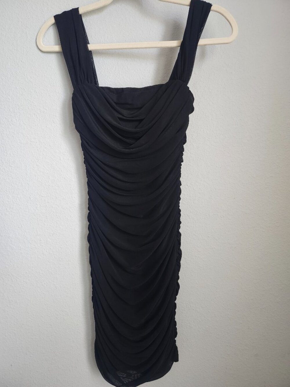 PrettyGarden Black Ruched Bodycon Homecoming Dress Size Small